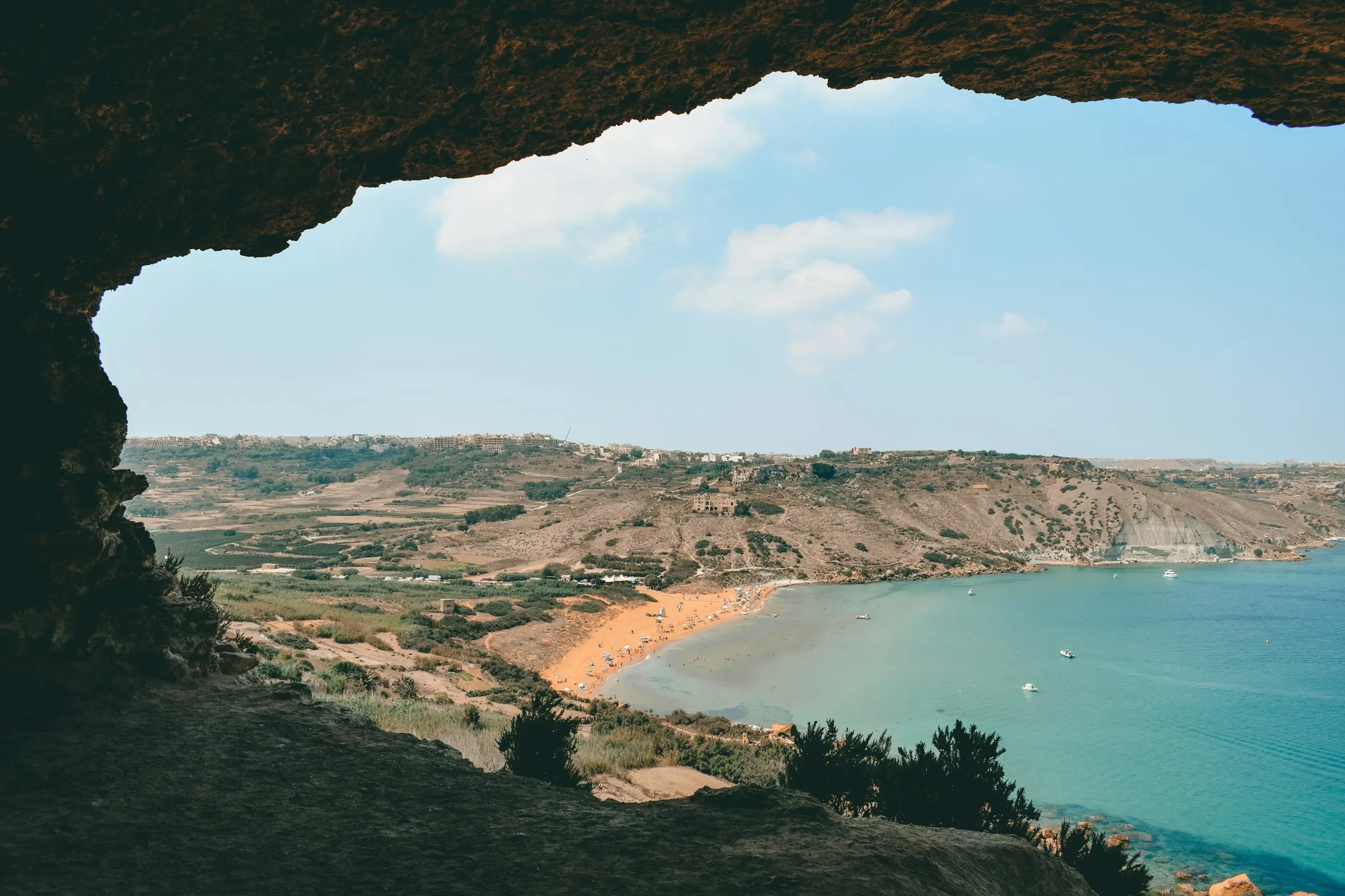 Die Steilküste von Gozo über dem Meer