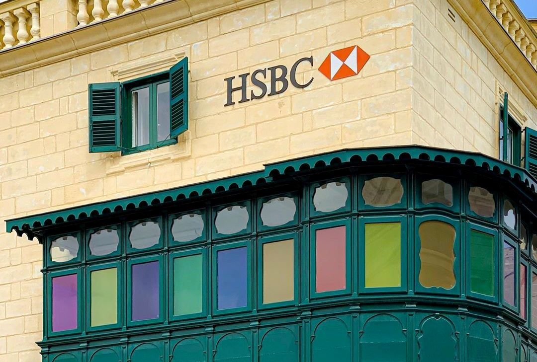 HSBC-Filiale in einem traditionellen Gebäude in Malta