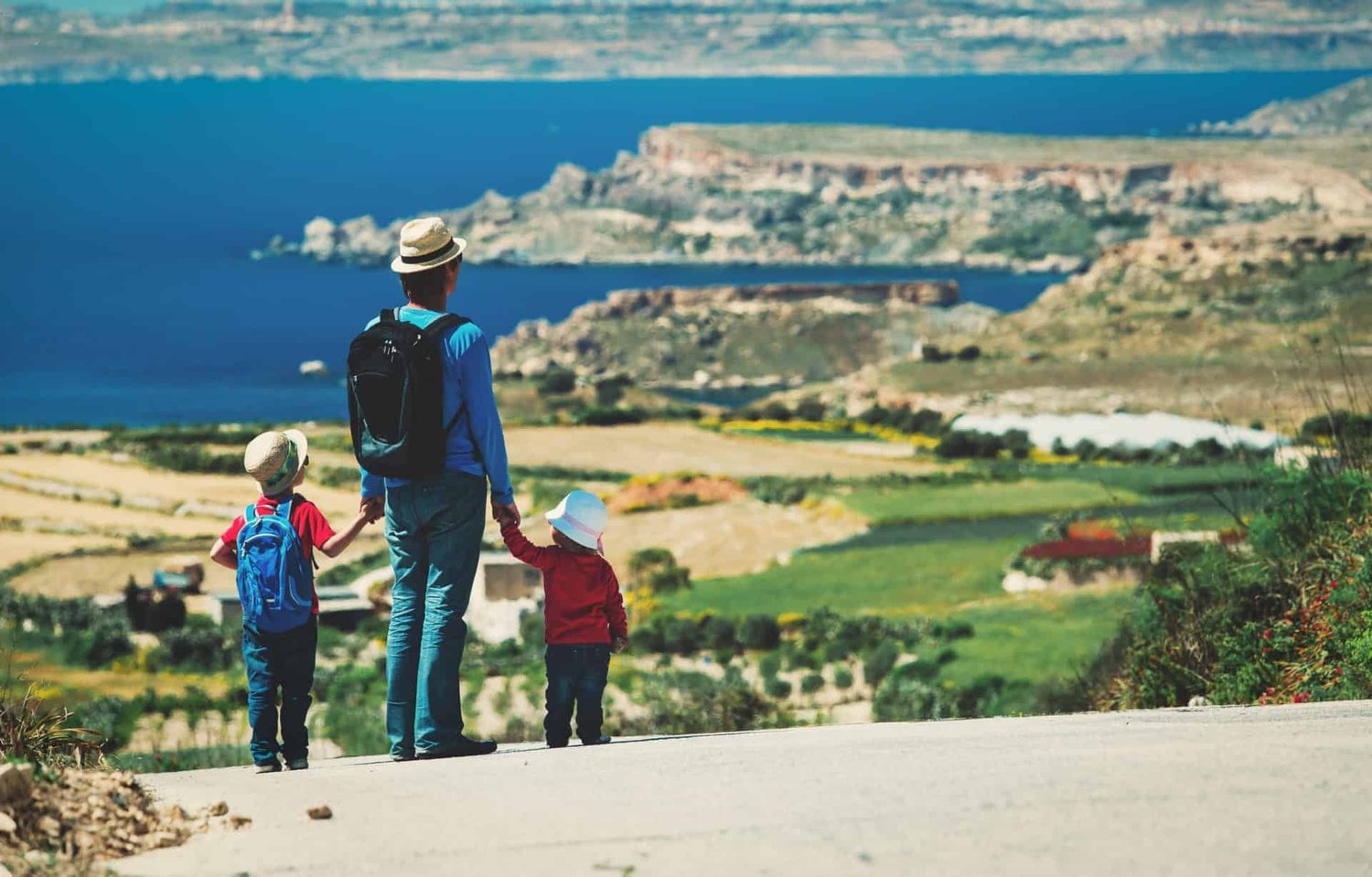 Familie mit Kindern auf Malta