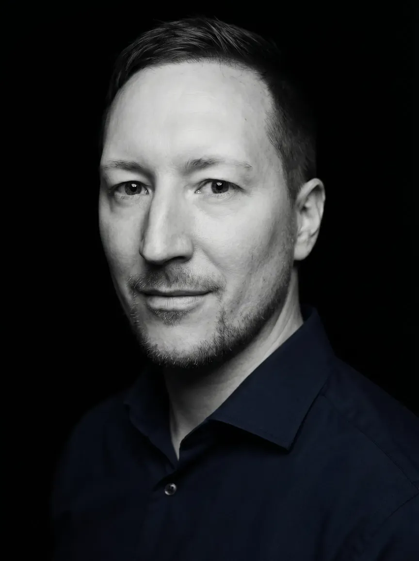 Porträt von Friedrich A. Hennegriff, unabhängiger Stratege für Vermögensschutz und internationale Schutzstrukturen